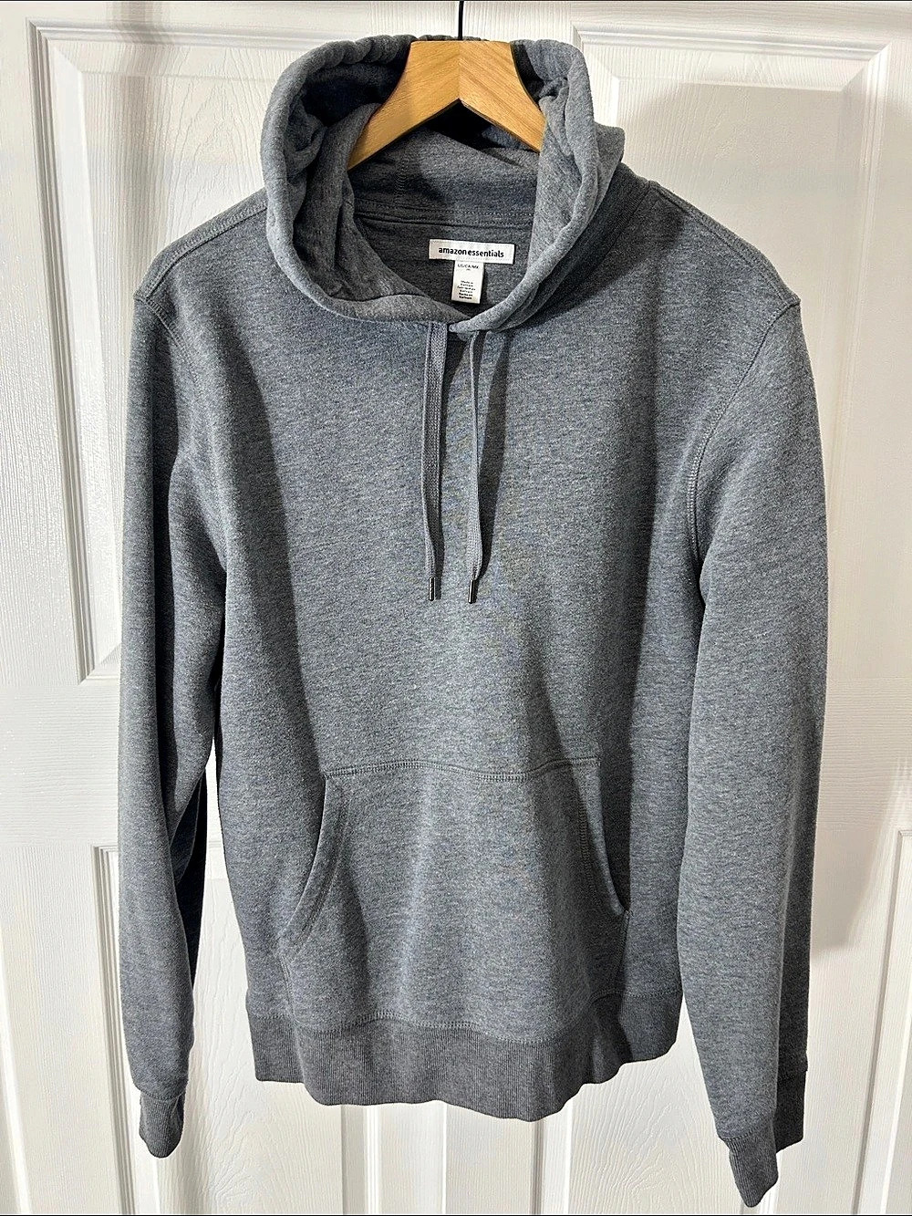 Amazon Essentials Men's Pullover Hooded Fleece Sweatshirt Gray Medium
